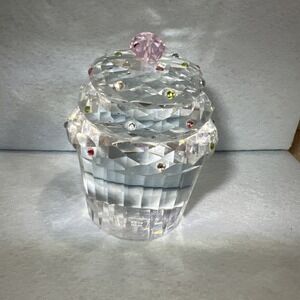 Simon Design Crystal Cupcake lots of sparkle paperweight, decor